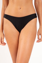 Załaduj obraz do przeglądarki galerii, Gallery: Rio De Sol Figi Bikini Bottom Shimmer-Black Nara
