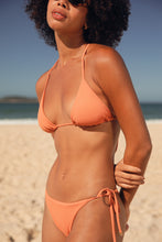 Załaduj obraz do przeglądarki galerii, Image 10: Rio De Sol Top Bikini Top Sand-Argila Tri-Aya
