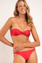 Załaduj obraz do przeglądarki galerii, Image 05: Rio De Sol Zestaw Bikini Set Microfibra-Chic-Red Bandeau-Joy Leblon
