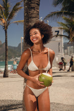 Załaduj obraz do przeglądarki galerii, Image 05: Rio De Sol Zestaw Bikini Set Brisa-Offwhite Lia Lacinho
