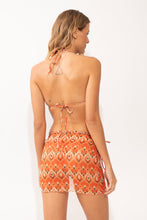 Załaduj obraz do przeglądarki galerii, Model Back: Rio De Sol Spódnica Plażowa Maracai Mini Skirt Ruched
