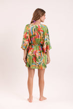 Załaduj obraz do przeglądarki galerii, Model Back: Rio De Sol Narzutka Plażowa Tropical Kaftan Bel

