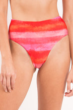Załaduj obraz do przeglądarki galerii, Bottom Cher Hotpants
