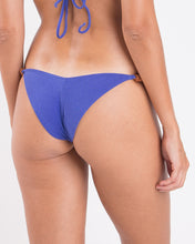 Załaduj obraz do przeglądarki galerii, Bottom Malibu-Indigo Cheeky-Capri
