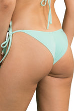 Załaduj obraz do przeglądarki galerii, Bottom Malibu-Menta Cheeky-Tie
