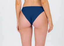 Załaduj obraz do przeglądarki galerii, Bottom Navy Essential-Comfy
