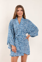 Załaduj obraz do przeglądarki galerii, Chuva Kimono

