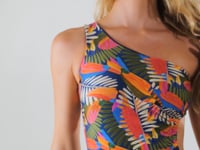 Załaduj i odtwarzaj film w przeglądarce Gallery, Video: Rio De Sol Kostium Jednoczęściowy Jungle Maeve
