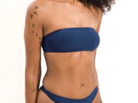 Załaduj i odtwarzaj film w przeglądarce Gallery, Video: Rio De Sol Top Bikini Top Navy Bandeau-Reto
