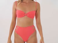 Załaduj i odtwarzaj film w przeglądarce Gallery, Video: Rio De Sol Zestaw Bikini Set Malibu-Folia Bandeau-Iris Highwaist-Spin-Iris
