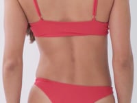 Załaduj i odtwarzaj film w przeglądarce Gallery, Video: Rio De Sol Top Bikini Top Hibiscus Hana
