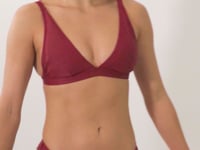Załaduj i odtwarzaj film w przeglądarce Gallery, Video: Rio De Sol Zestaw Bikini Set Touch-Carmim Alba Nice
