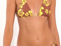 Załaduj i odtwarzaj film w przeglądarce Gallery, Video: Wednesday In Hawaii By Rio De Sol Zestaw Bikini Set Pua-Coco-Lilikoi Kauai Kaleia
