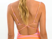 Załaduj i odtwarzaj film w przeglądarce Gallery, Video: Rio De Sol Kostium Jednoczęściowy Solea Attaya
