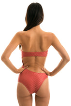 Załaduj obraz do przeglądarki galerii, Model Back: Rio De Sol Kostium Jednoczęściowy Body Kiwanda Madras Rio
