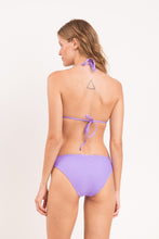 Załaduj obraz do przeglądarki galerii, Model Back: Rio De Sol Figi Bikini Bottom Bora-Lavanda Essential-Comfy
