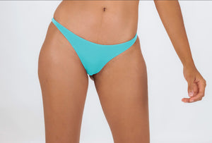 Model Front: Rio De Sol Figi Bikini Bottom Breeze Leblon-Fio