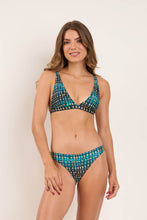 Załaduj obraz do przeglądarki galerii, Model Front: Rio De Sol Figi Bikini Bottom Brisa Essential-Comfy
