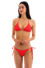 Załaduj obraz do przeglądarki galerii, Model Front: Rio De Sol Figi Bikini Bottom Cotele-Tomate Ibiza
