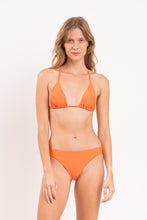 Załaduj obraz do przeglądarki galerii, Model Front: Rio De Sol Figi Bikini Bottom Dende Essential-Comfy
