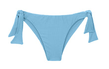 Załaduj obraz do przeglądarki galerii, Product Front: Rio De Sol Figi Bikini Bottom Dots-Sky Italy
