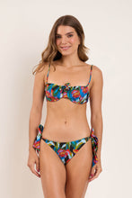 Załaduj obraz do przeglądarki galerii, Model Front: Rio De Sol Figi Bikini Bottom Flair Gisele
