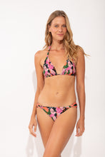 Załaduj obraz do przeglądarki galerii, Model Front: Rio De Sol Figi Bikini Bottom Jolie Mel-Comfy
