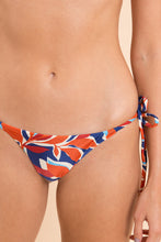 Załaduj obraz do przeglądarki galerii, Image 08: Rio De Sol Figi Bikini Bottom Leaves Cheeky-Tie
