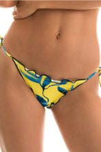 Załaduj obraz do przeglądarki galerii, Gallery: Rio De Sol Figi Bikini Bottom Lemon Flower Frufru
