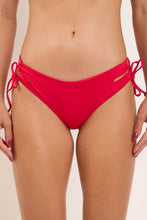 Załaduj obraz do przeglądarki galerii, Gallery: Rio De Sol Figi Bikini Bottom Matte-Red Madrid

