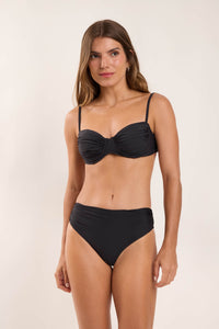 Model Front: Rio De Sol Figi Bikini Bottom Nero Amy