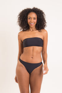 Model Front: Rio De Sol Figi Bikini Bottom Nero Nice-Fio