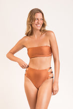 Załaduj obraz do przeglądarki galerii, Image 08: Rio De Sol Figi Bikini Bottom Nocciola High-Waist-Spin
