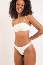 Załaduj obraz do przeglądarki galerii, Image 04: Rio De Sol Figi Bikini Bottom Off-White Nice-Fio
