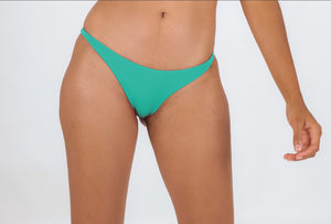 Model Front: Rio De Sol Figi Bikini Bottom Opal Leblon-Fio