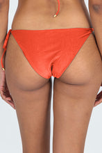 Załaduj obraz do przeglądarki galerii, Image 06: Rio De Sol Figi Bikini Bottom Paprica Ibiza-Comfy

