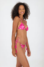 Załaduj obraz do przeglądarki galerii, Image 04: Rio De Sol Figi Bikini Bottom Pink-Palms Frufru-Comfy
