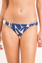 Załaduj obraz do przeglądarki galerii, Gallery: Rio De Sol Figi Bikini Bottom Pottery Mel-Comfy
