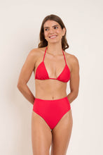Załaduj obraz do przeglądarki galerii, Model Front: Rio De Sol Figi Bikini Bottom Rouge Hotpants
