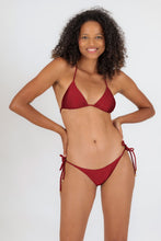 Załaduj obraz do przeglądarki galerii, Model Front: Rio De Sol Figi Bikini Bottom Shimmer-Divino Ibiza-Rope

