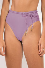 Załaduj obraz do przeglądarki galerii, Gallery: Rio De Sol Figi Bikini Bottom Shimmer-Harmonia Belted-High-Waist
