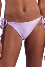Załaduj obraz do przeglądarki galerii, Gallery: Rio De Sol Figi Bikini Bottom Shimmer-Harmonia Ibiza-Comfy
