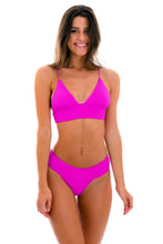 Załaduj obraz do przeglądarki galerii, Model Front: Rio De Sol Figi Bikini Bottom St-Tpz-Pink Rio-Cos
