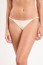 Załaduj obraz do przeglądarki galerii, Gallery: Rio De Sol Figi Bikini Bottom Touch-Natural Selena
