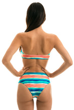 Załaduj obraz do przeglądarki galerii, Model Back: Rio De Sol Figi Bikini Bottom Upbeat Reto Hotpant
