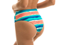 Załaduj obraz do przeglądarki galerii, Image 07: Rio De Sol Figi Bikini Bottom Upbeat Reto Hotpant
