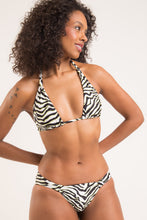 Załaduj obraz do przeglądarki galerii, Image 07: Rio De Sol Figi Bikini Bottom Wild-Black Mel-Comfy
