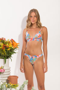 Model Front: Rio De Sol Figi Bikini Bottom Zinnia Nice-Fio
