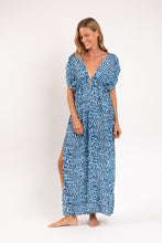 Załaduj obraz do przeglądarki galerii, Image 05: Rio De Sol Sukienka Plażowa Chuva Long Dress Soleil
