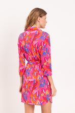 Załaduj obraz do przeglądarki galerii, Model Back: Rio De Sol Sukienka Plażowa Flavors Chemise

